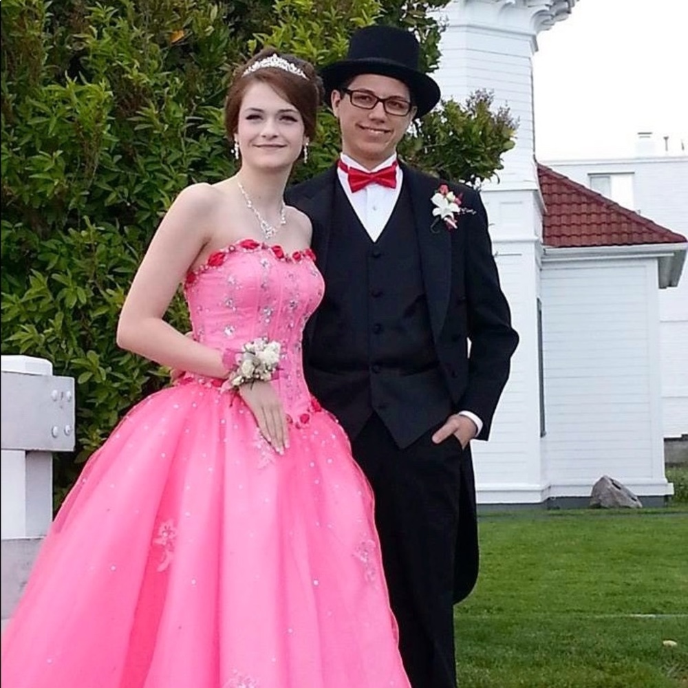 Beautiful Prom dress / ball gown